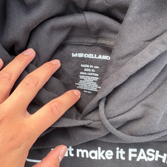 ModelLand Fashion Graphic Hoodie NWOT - Picture 3 of 3